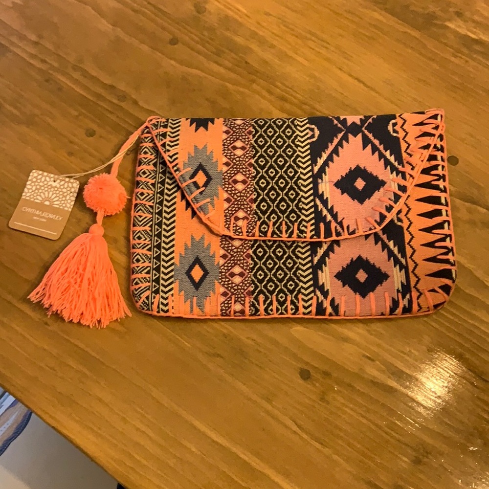 Cynthia Rowley Clutch new with tags